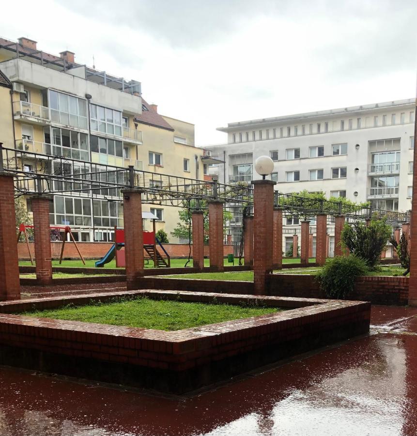 Apartment Green - Grey Ljubljana Kültér fotó